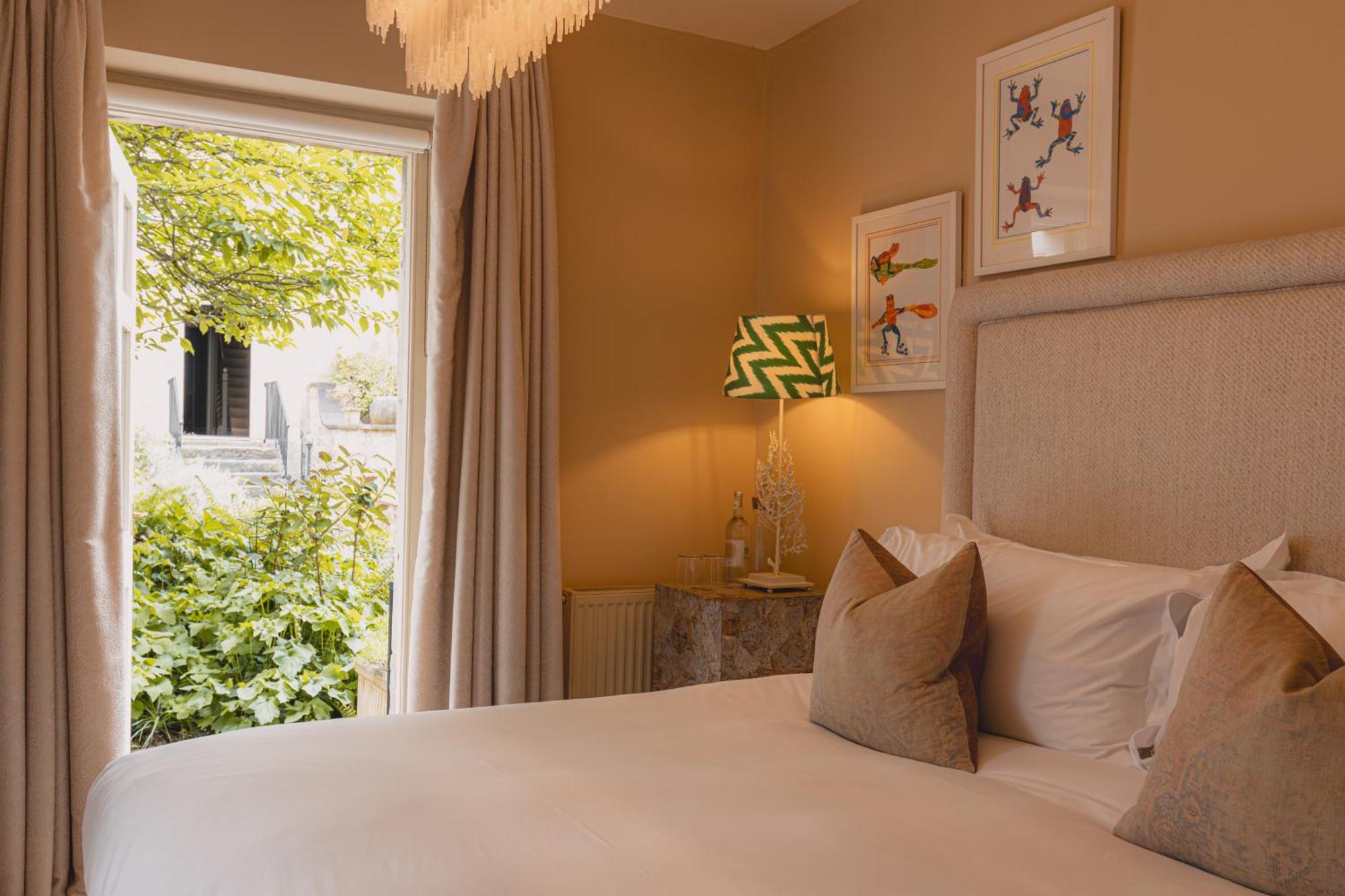 No 15 By Guesthouse, Bath Exterior foto A bedroom at the hotel